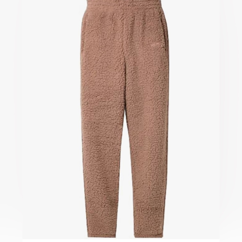 NWT SKIMS joggers size:medium color: desert